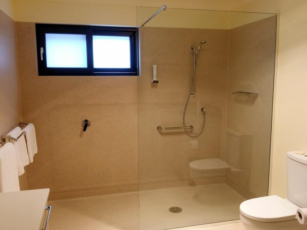 Beaulieu Apartment Coles Bay Room photo